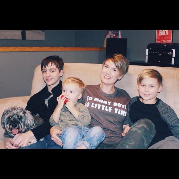 Meet your Posher - Picture 5 of 5